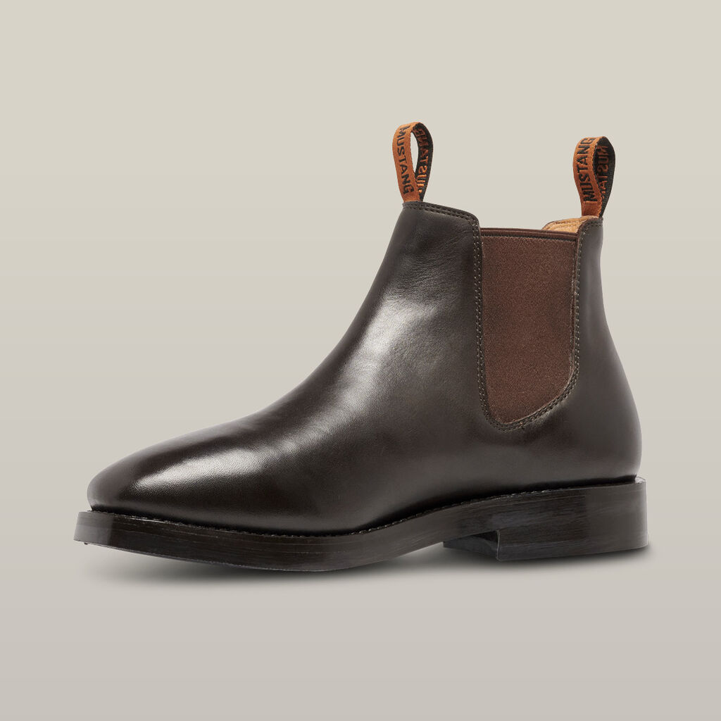 Mustang Signature Pull-up Leather Boot - Brown