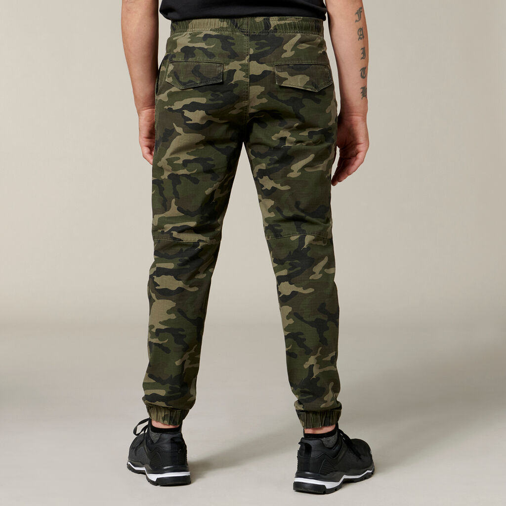3056 Camo Jogger