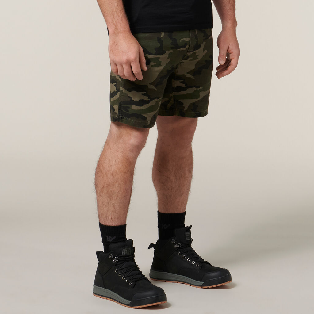 3056 Camo Active Shorts